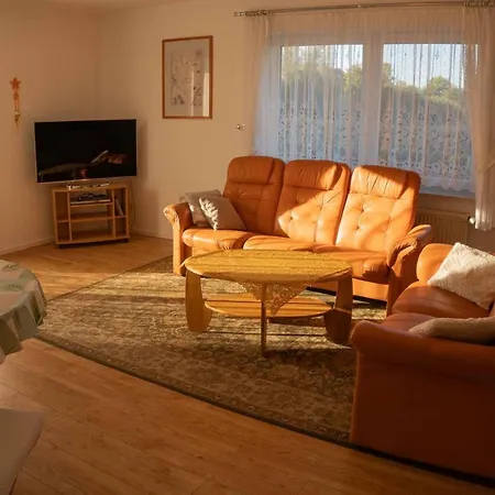 Daire Wolf, Barbara, Fw 4